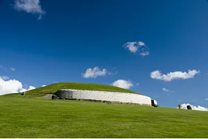 Brú na Bóinne Visitor Centre - Newgrange and Knowth, Co. Meath, photo 1